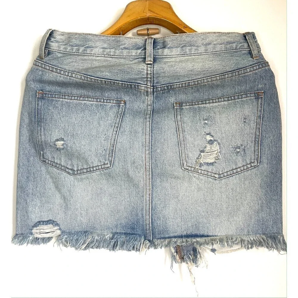 Free People Relaxed & Destroyed Denim Mini Jean Skirt Sz 27 Blue Denim